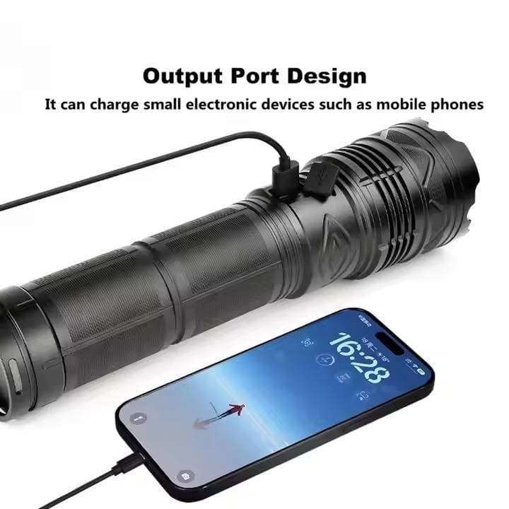 30000 Mah Super Bright Zoomable Multifunction 12000-Lumen Torch Light thumbnail 2