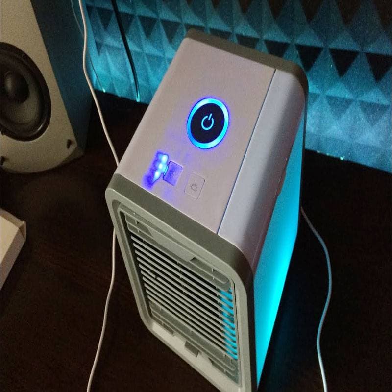 Ultra-Mini USB Personal Air Conditioner thumbnail 3